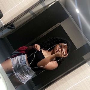 Meet your Posher, Reba